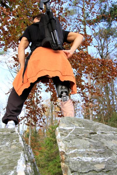 prothèse cuisse avec cache genou